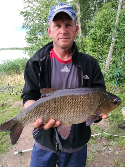 Ide, 2.3 kg