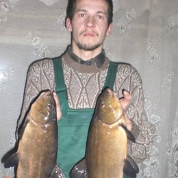 Fisherman auskariukas